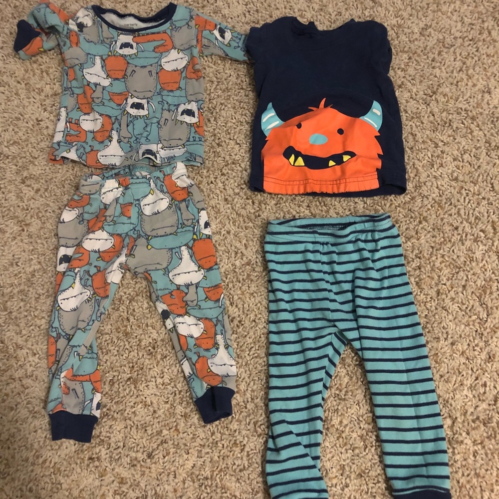 Carters pj set